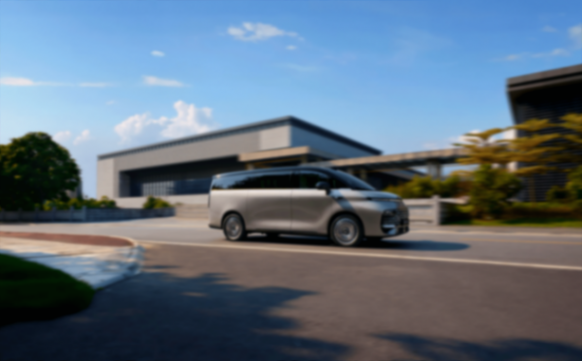吉利银河V900上市 26.98万起打造三排平权家庭MPV
