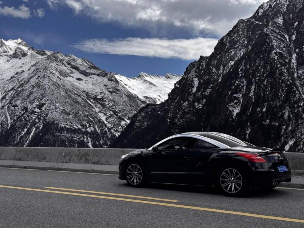 6万元跑车打卡沐尘100:Cayman、RCZ、GTI敞篷的飞驰人生