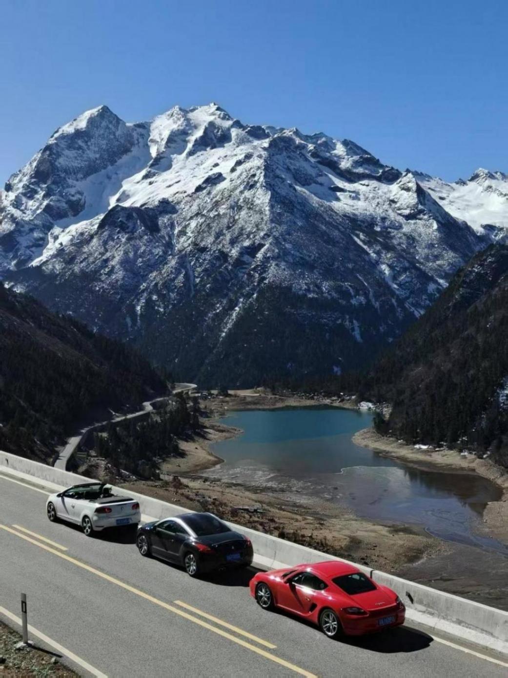 6万元跑车打卡沐尘100:Cayman、RCZ、GTI敞篷的飞驰人生
