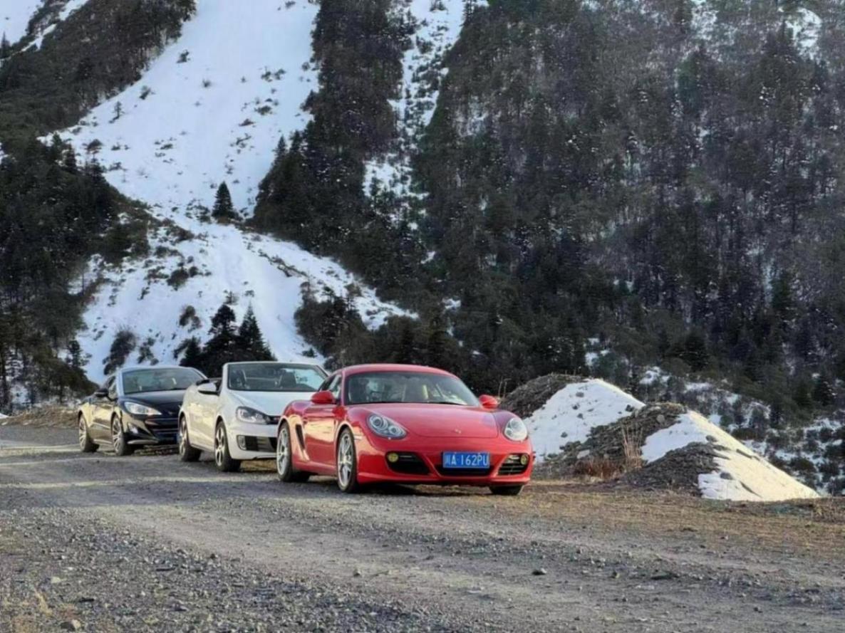 6万元跑车打卡沐尘100:Cayman、RCZ、GTI敞篷的飞驰人生