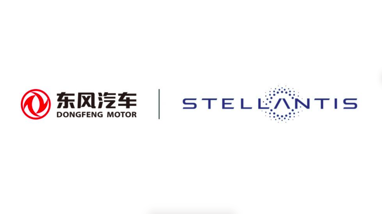 东风斯泰兰蒂斯 两个logo